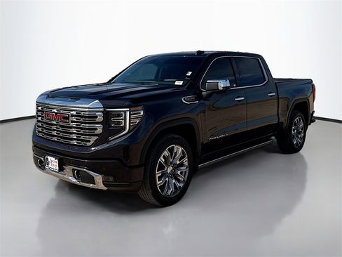 Used 2024 GMC Sierra 1500 Denali w/ Denali Reserve Package image 3
