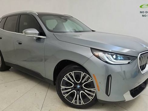 Used 2025 BMW X3 xDrive30i w/ Premium Package AWD/4WD image 1