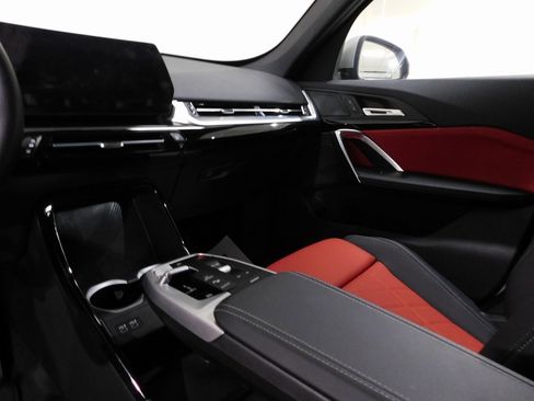 Used 2024 BMW X1 xDrive28i image 76