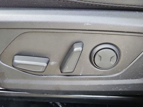 Used 2022 Hyundai Tucson Limited image 12