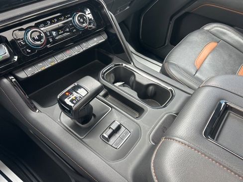 Used 2022 GMC Sierra 1500 AT4 w/ AT4 Premium Package image 24