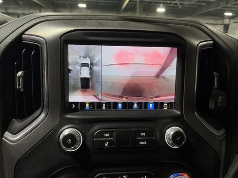 Used 2022 GMC Sierra 3500 Denali w/ Denali Ultimate Package AWD/4WD image 16