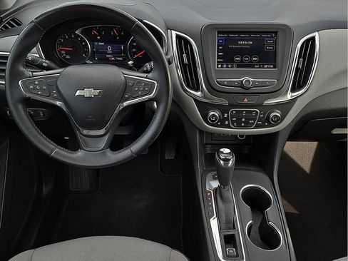 Used 2020 Chevrolet Equinox LT AWD/4WD image 10