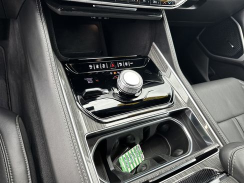 Used 2022 Jeep Wagoneer Series II image 23