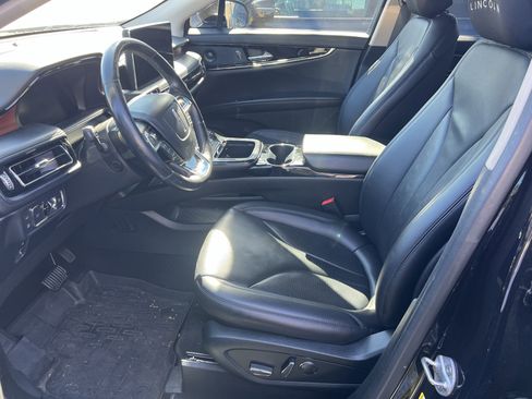 Certified 2022 Lincoln Nautilus Reserve w/ Equipment Group 201A image 20