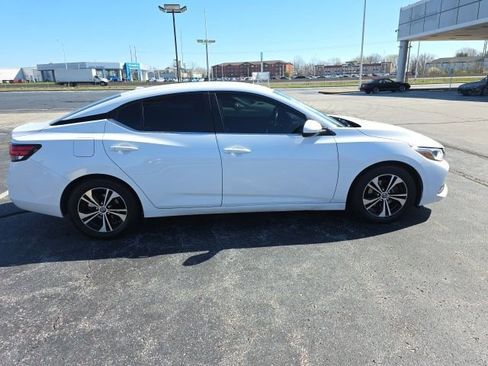 Used 2022 Nissan Sentra SV image 6