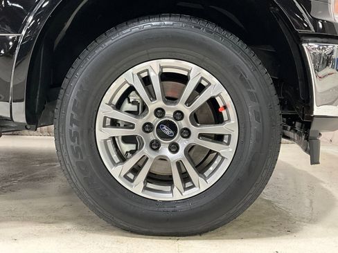 Used 2019 Ford F150 Lariat image 10