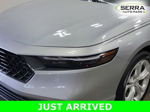 Certified 2023 Honda Accord LX image 9