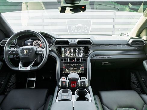 Used 2021 Lamborghini Urus image 49