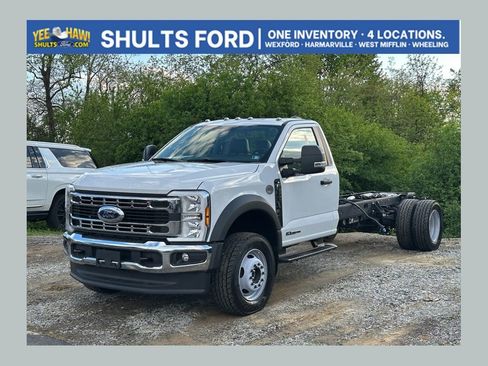 New 2025 Ford F600 4x4 Regular Cab Super Duty w/ XL Chrome Package image 1