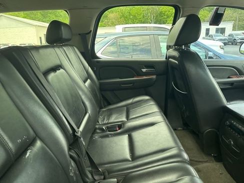 Used 2007 Chevrolet Tahoe LT w/ LT Preferred Equipment Group AWD/4WD image 13