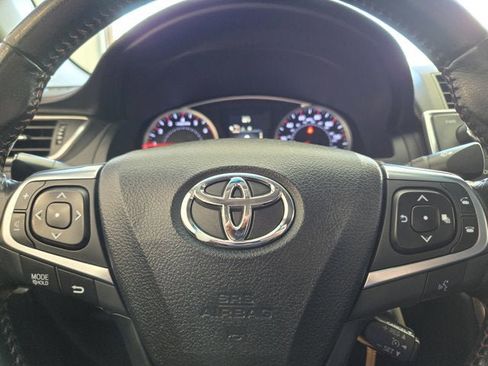 Used 2016 Toyota Camry SE image 24