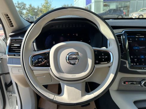 Certified 2025 Volvo XC90 T8 Plus w/ Protection Package Premier AWD/4WD image 13