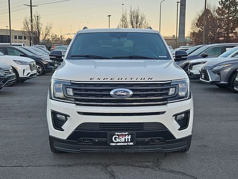 Used 2021 Ford Expedition Max Limited image 11