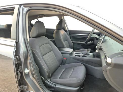 Used 2022 Nissan Altima 2.5 SV FWD image 29