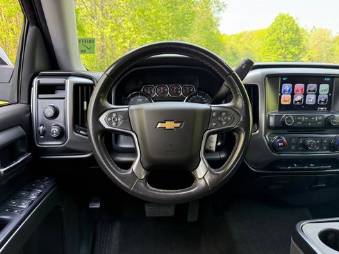 Used 2018 Chevrolet Silverado 1500 LT w/ All Star Edition AWD/4WD image 12