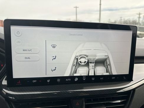 Used 2023 Ford Escape ST-Line w/ Tech Pack #1 image 18