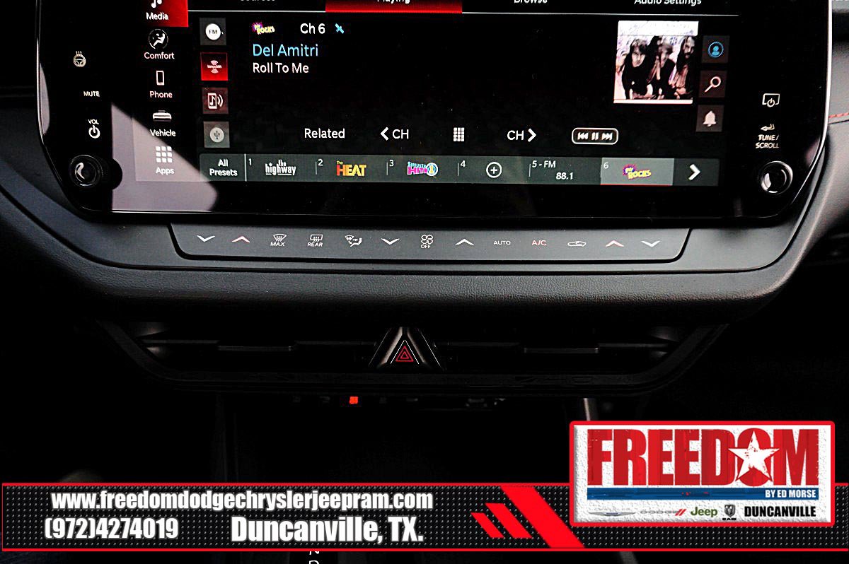 New 2026 Dodge Charger Scat Pack w/ Blacktop Package AWD/4WD image 21