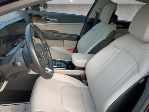 Used 2023 Kia Sportage EX FWD image 19