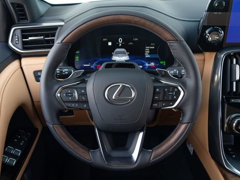 New 2026 Lexus LX 600 4WD w/ Luxury Package image 21