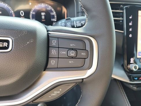 New 2026 Jeep Grand Wagoneer L Limited image 30