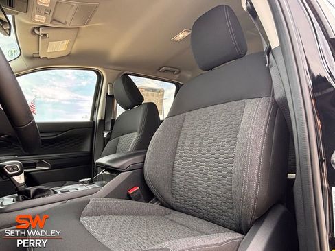 New 2025 Ford Ranger XLT w/ Equipment Group 301A High image 13