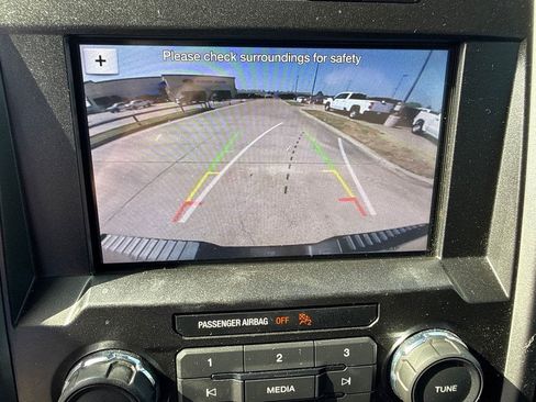 Used 2019 Ford F150 XLT w/ Equipment Group 302A Luxury AWD/4WD image 26