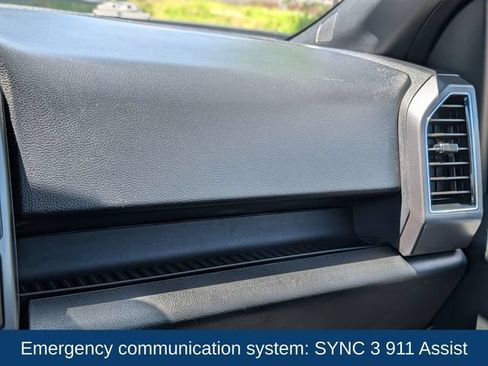 Used 2019 Ford F150 XLT w/ Equipment Group 302A Luxury AWD/4WD image 17