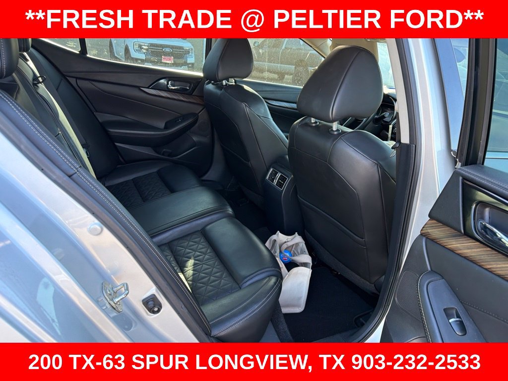 Used 2017 Nissan Maxima Platinum FWD image 20