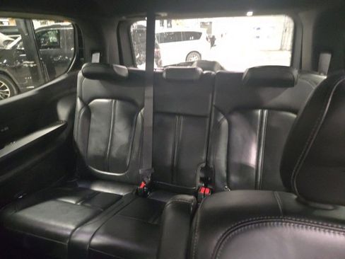 Used 2022 Jeep Wagoneer Series III w/ Premium Group I image 13