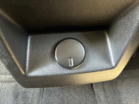 Used 2011 GMC Terrain SLE FWD image 13