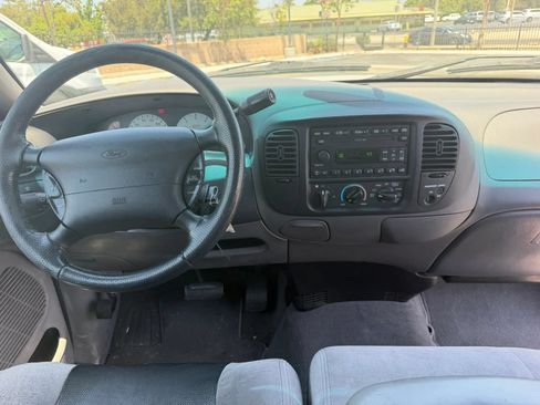 Used 2003 Ford F150 Lightning RWD image 15