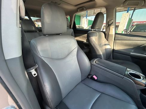 Used 2012 Toyota Prius V Five FWD image 13