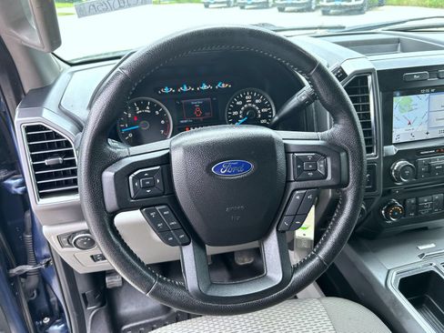Used 2016 Ford F150 XLT w/ Equipment Group 302A Luxury AWD/4WD image 11