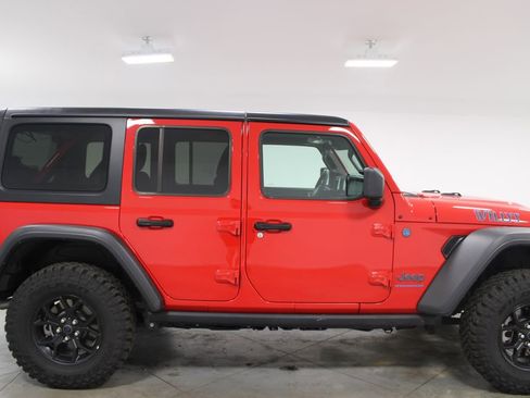 Used 2025 Jeep Wrangler Unlimited Sport S 4xe AWD/4WD image 11