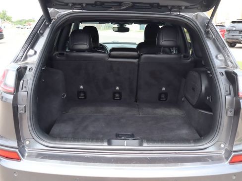Used 2019 Jeep Cherokee High Altitude AWD/4WD image 7