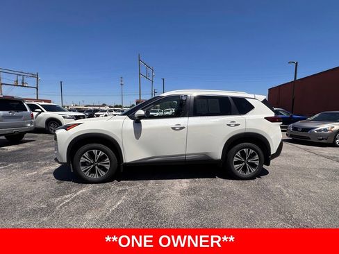Certified 2022 Nissan Rogue SV w/ SV Premium Package FWD image 2