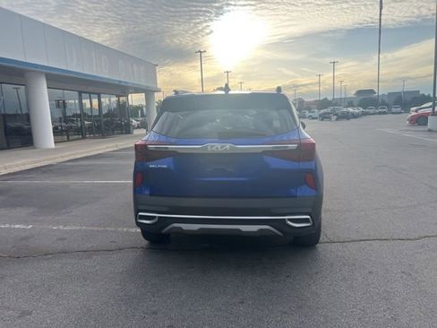 Used 2023 Kia Seltos S FWD image 4