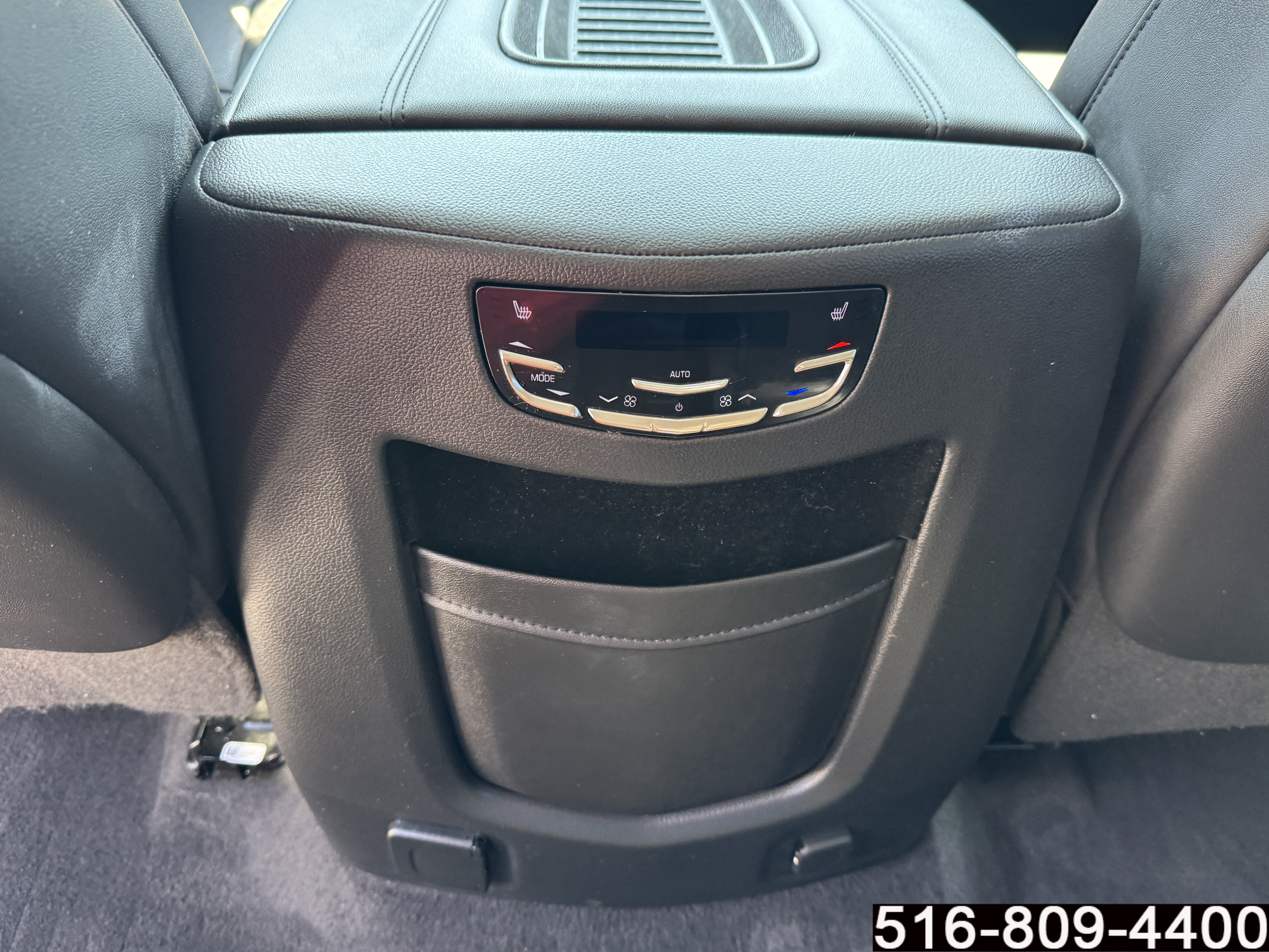 Used 2020 Cadillac Escalade Luxury AWD/4WD image 18
