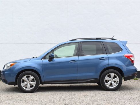Used 2015 Subaru Forester 2.5i Limited AWD/4WD image 9