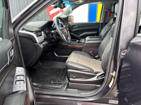 Used 2017 GMC Yukon SLE w/ SLE Value Package AWD/4WD image 10