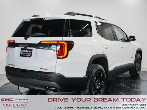 Used 2023 GMC Acadia AT4 w/ Preferred Package image 8