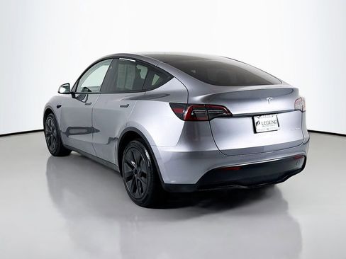 Used 2024 Tesla Model Y Long Range image 8