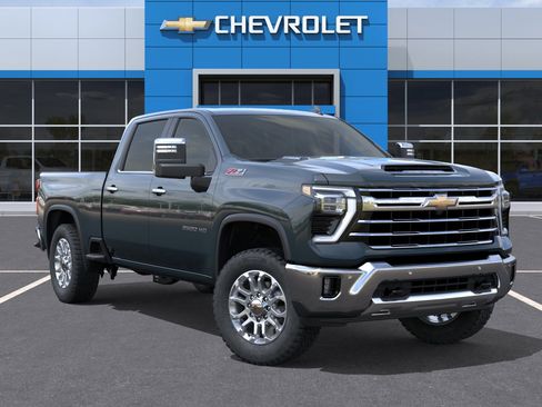 New 2026 Chevrolet Silverado 2500 LTZ w/ LTZ Plus Package AWD/4WD image 7
