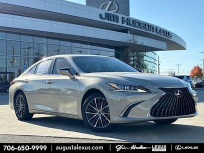 New 2025 Lexus ES 350 w/ Premium Package