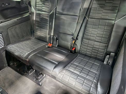 Used 2022 Cadillac Escalade ESV Sport Platinum w/ LPO, ONYX Package image 58