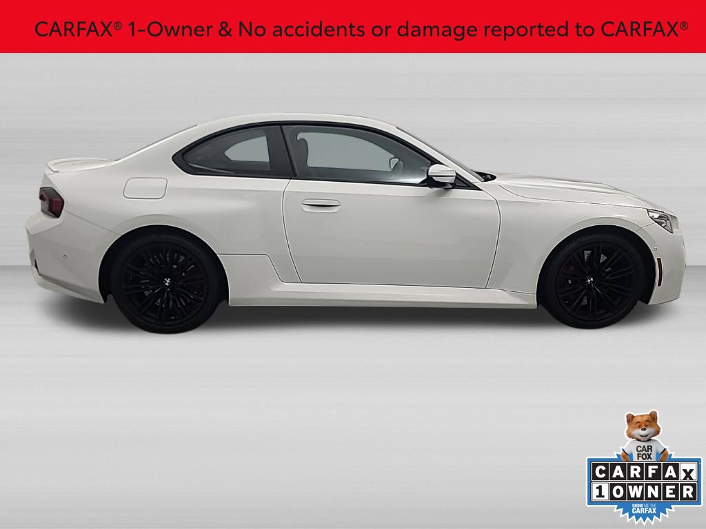 Used 2026 BMW M2 w/ Lighting Package RWD image 3
