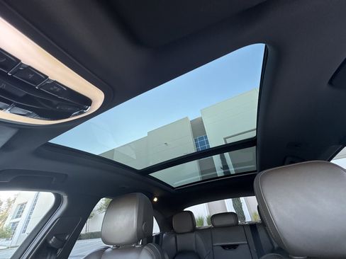 Used 2018 Porsche Macan Sport Edition image 30