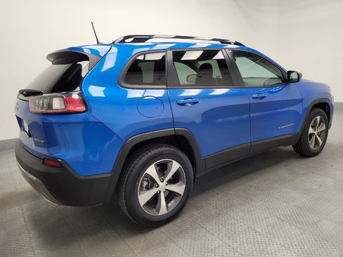 Used 2022 Jeep Cherokee Limited image 10