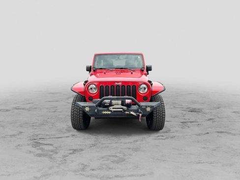 Used 2012 Jeep Wrangler Unlimited Sport AWD/4WD image 3